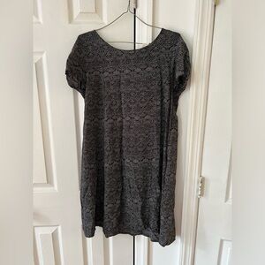 H&M A line dress black and white